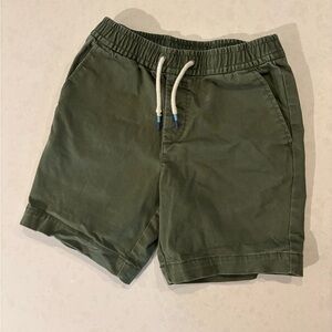 Boys Gap Green Shorts. Size Medium.